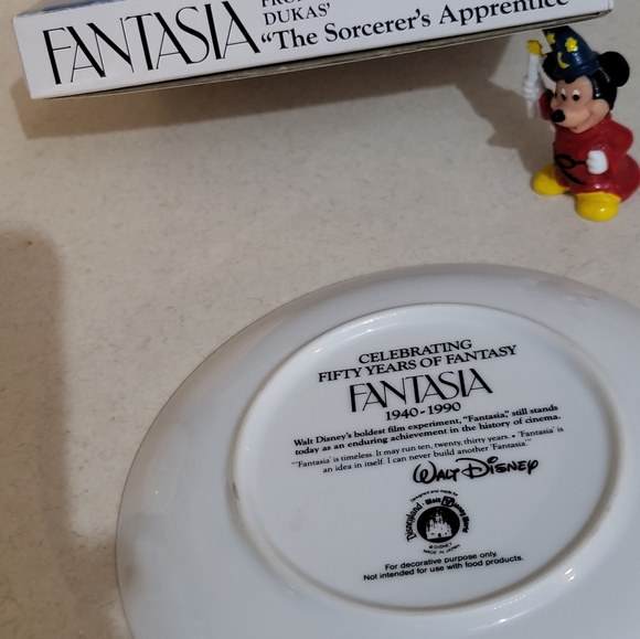 Disney Mickey FANTASIA 1940 - 1990 Dukas The Sorcerer's Apprentice Plate +figure - Picture 4 of 5